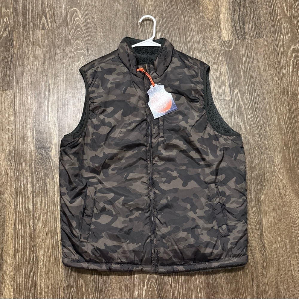 Weatherproof Reversible Quilted Vest in Dark Camo with Orange Accent